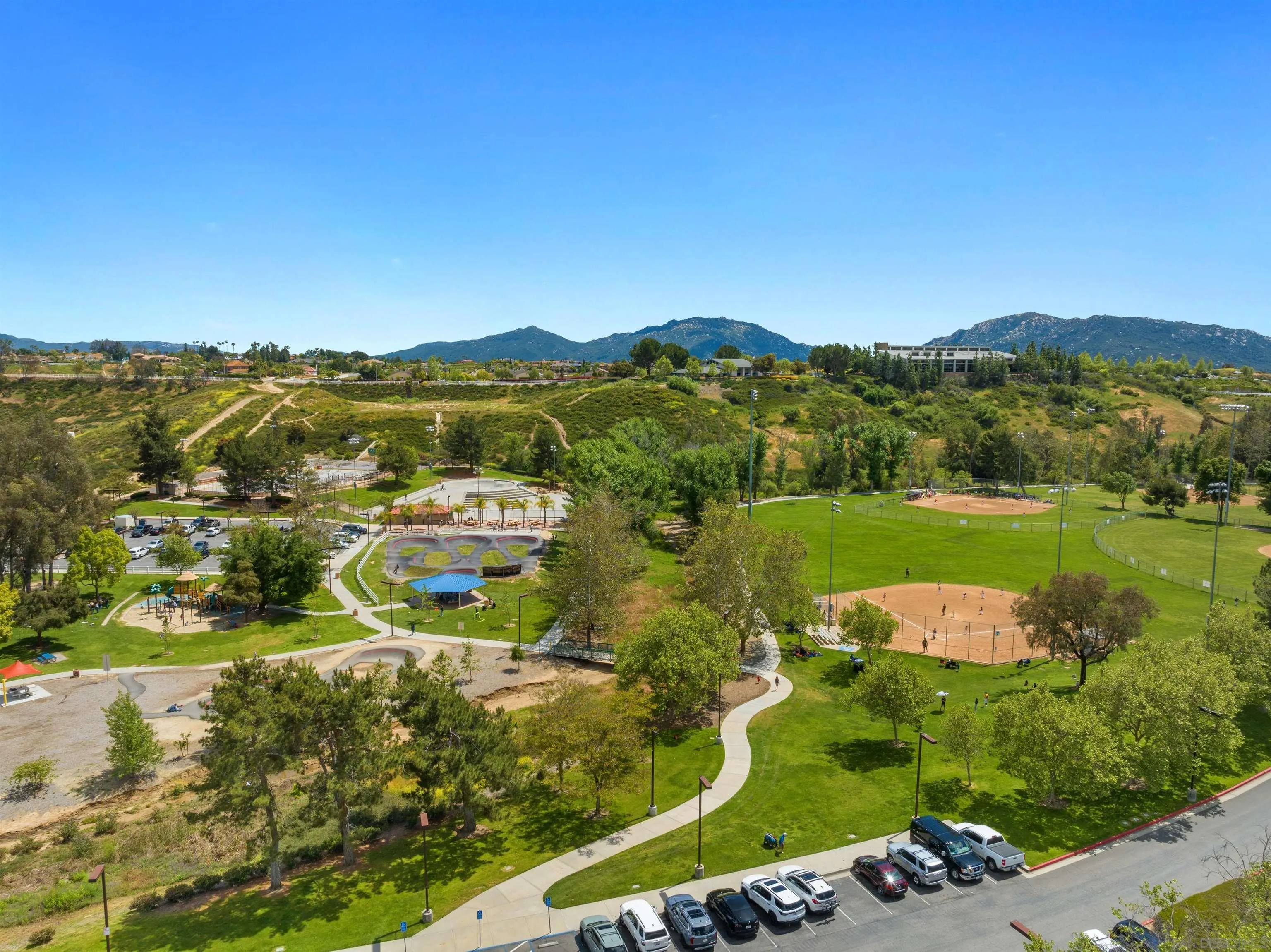 31759 Corte Rosario Temecula, CA 92592 - Photo 40 of 44 a view of a city with ocean view