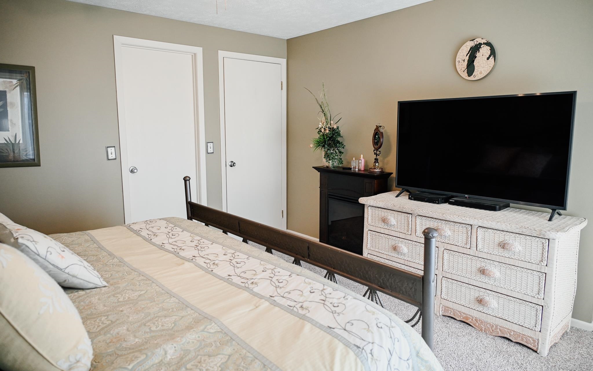 11255 East Fort Road, Unit H1 Suttons Bay, MI 49682 - Photo 32 of 49
