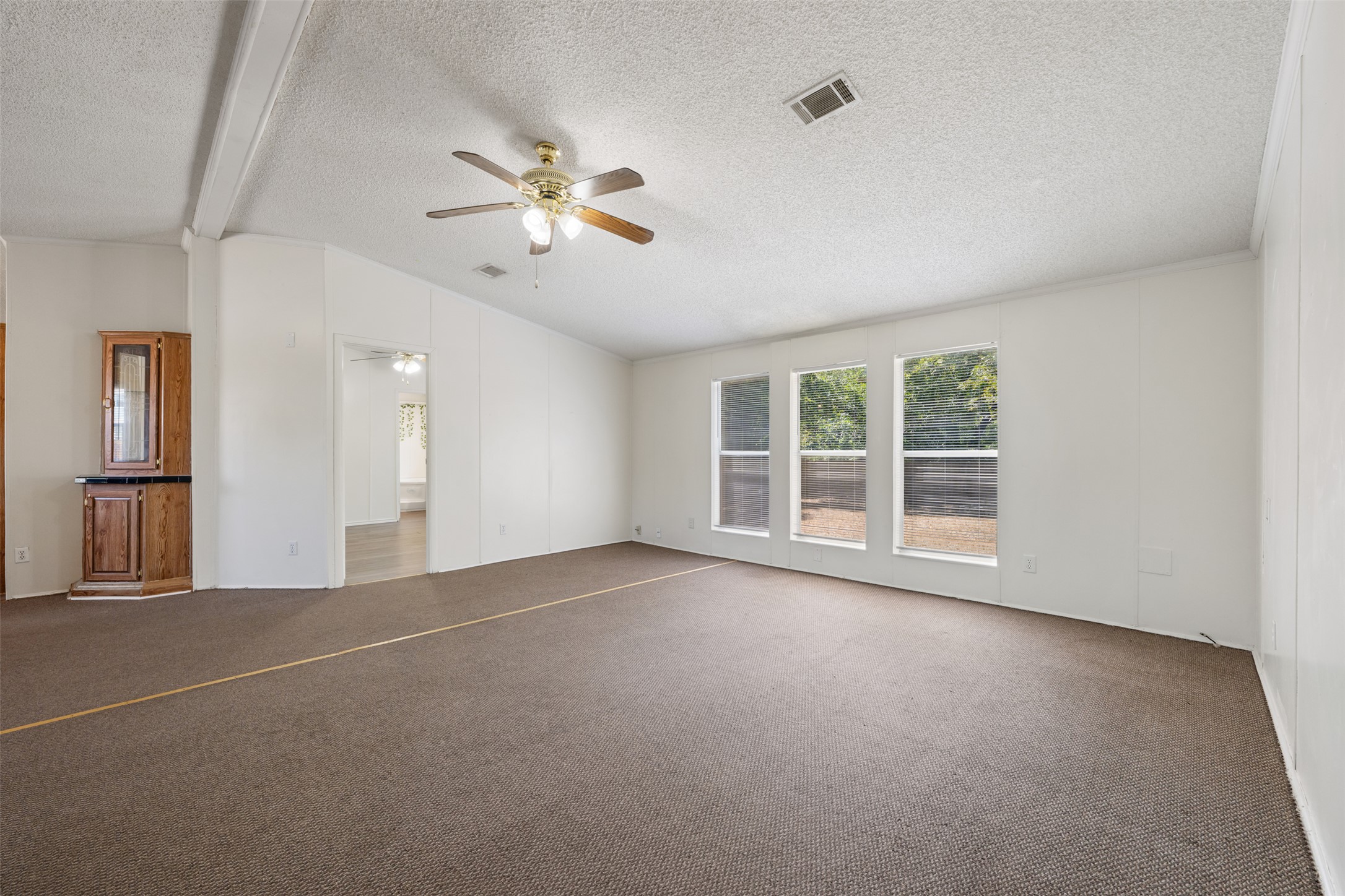 635 West Dittmar Road Austin, TX 78748 - Photo 9 of 34