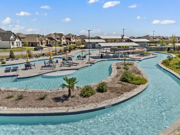 $2,400 | 1216 West Yarrow Avenue, Justin, TX 76247