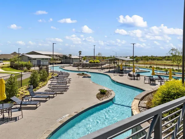 $2,400 | 1216 West Yarrow Avenue, Justin, TX 76247