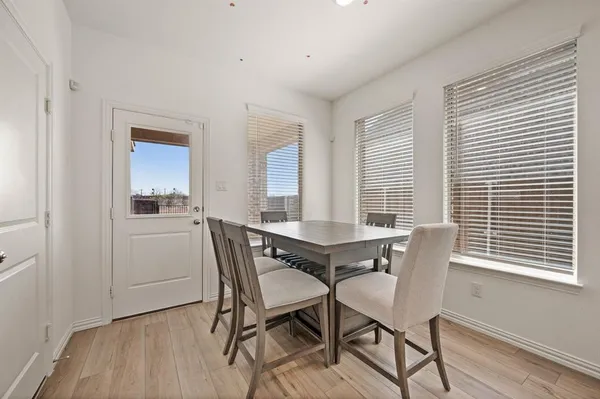 $2,400 | 1216 West Yarrow Avenue, Justin, TX 76247