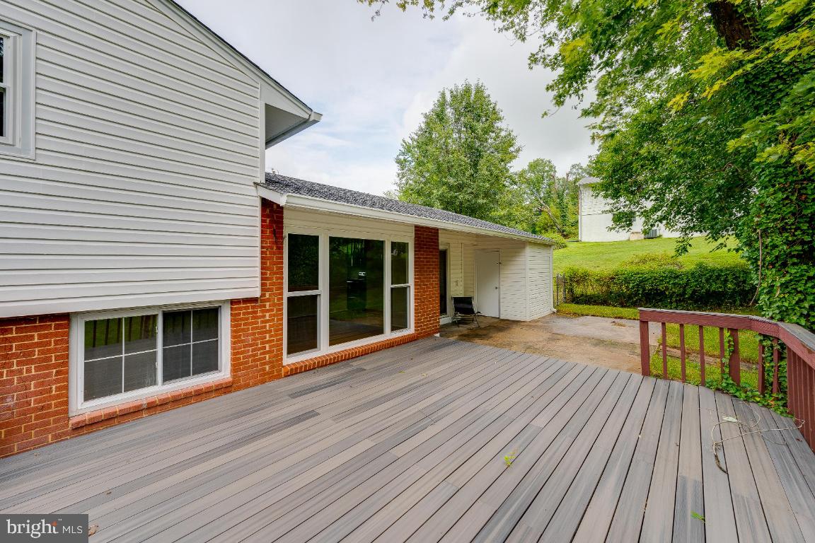 4704 Split Rock Road Alexandria, VA 22310 - Photo 3 of 40