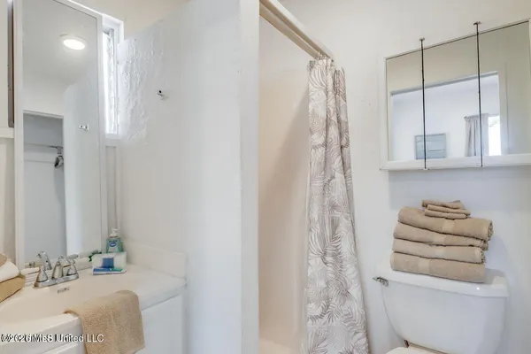 $900 | 1812 Market Street, Unit 1, Pascagoula, MS 39567