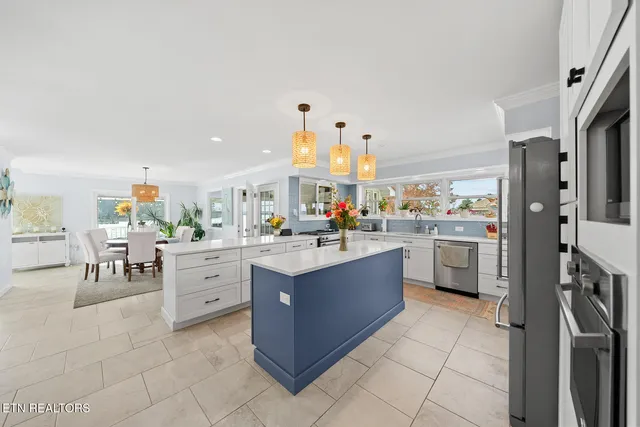 $915,000 | 1260 Arrowhead Drive, Crossville, TN 38572