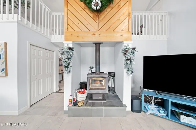 $915,000 | 1260 Arrowhead Drive, Crossville, TN 38572