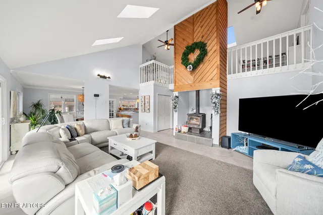 $915,000 | 1260 Arrowhead Drive, Crossville, TN 38572