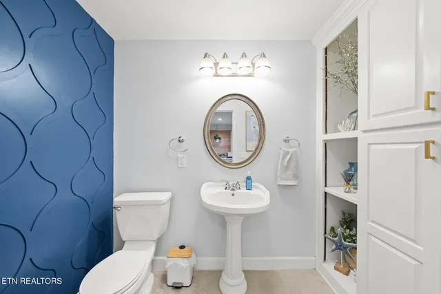 $915,000 | 1260 Arrowhead Drive, Crossville, TN 38572