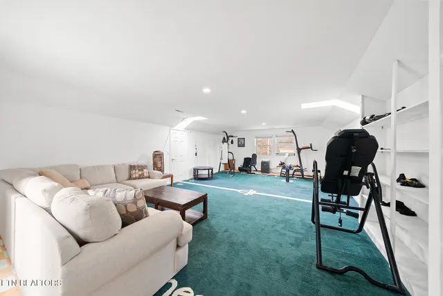 $915,000 | 1260 Arrowhead Drive, Crossville, TN 38572