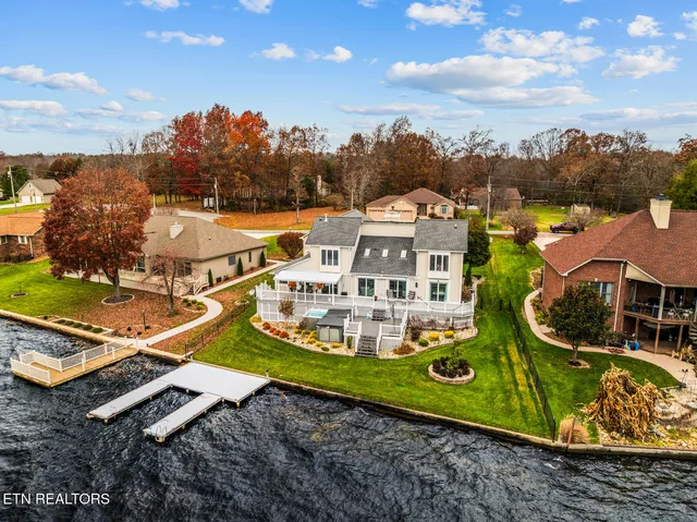 $915,000 | 1260 Arrowhead Drive, Crossville, TN 38572