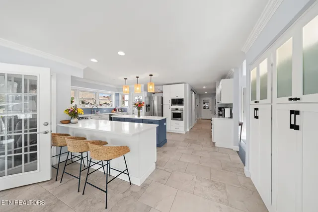 $915,000 | 1260 Arrowhead Drive, Crossville, TN 38572