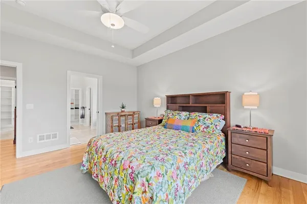 $919,000 | 4313 Lakeshore Drive, Basehor, KS 66007