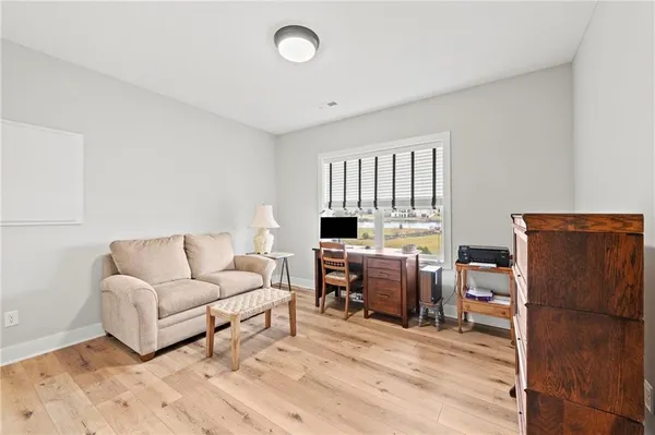 $919,000 | 4313 Lakeshore Drive, Basehor, KS 66007