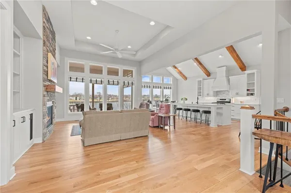 $919,000 | 4313 Lakeshore Drive, Basehor, KS 66007