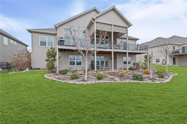 $919,000 | 4313 Lakeshore Drive, Basehor, KS 66007