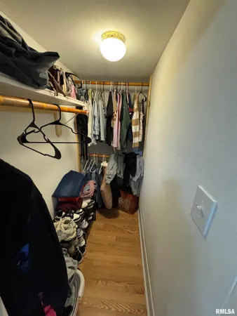 $135,000 | 128 West Adams Road, Macomb, IL 61455