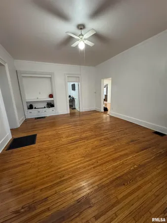 $135,000 | 128 West Adams Road, Macomb, IL 61455