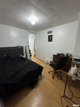 $135,000 | 128 West Adams Road, Macomb, IL 61455