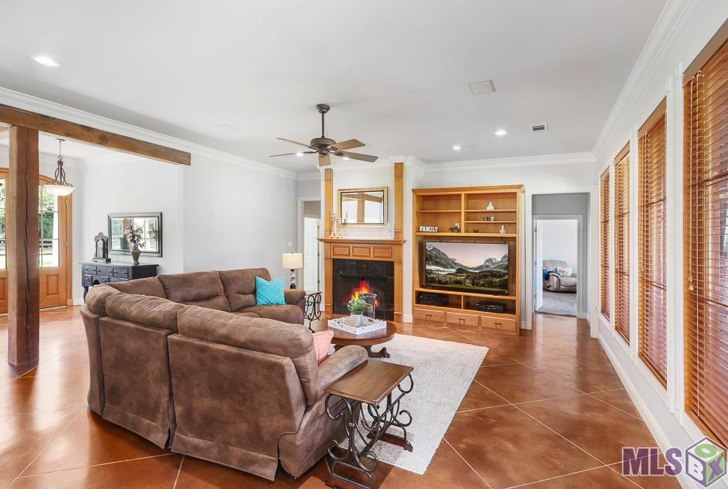 11745 Perkins Road Baton Rouge, LA 70810 - Photo 7 of 32