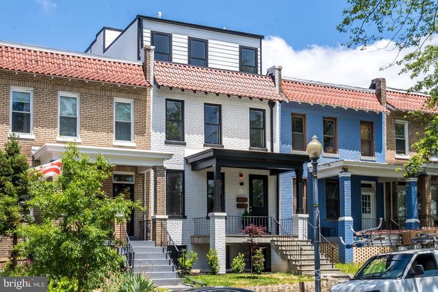 $840,000 | 729 Princeton Place Northwest, Unit 2, Washington, DC 20010