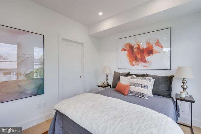 $840,000 | 729 Princeton Place Northwest, Unit 2, Washington, DC 20010