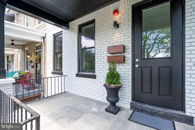 $840,000 | 729 Princeton Place Northwest, Unit 2, Washington, DC 20010