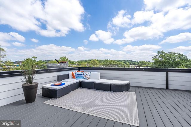 $840,000 | 729 Princeton Place Northwest, Unit 2, Washington, DC 20010