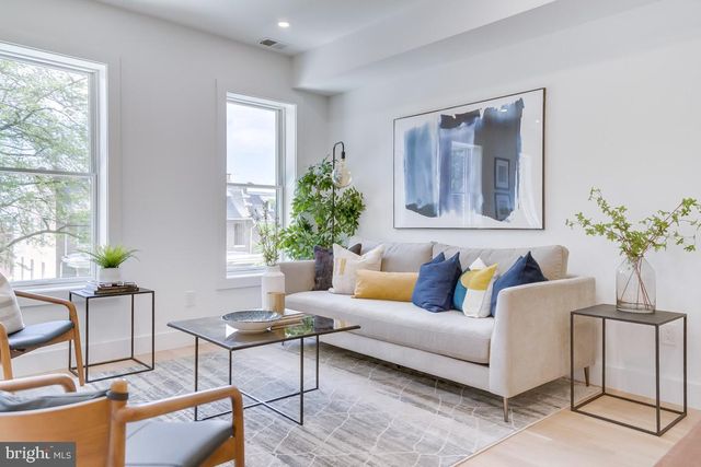 $840,000 | 729 Princeton Place Northwest, Unit 2, Washington, DC 20010