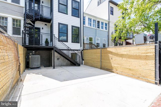 $840,000 | 729 Princeton Place Northwest, Unit 2, Washington, DC 20010