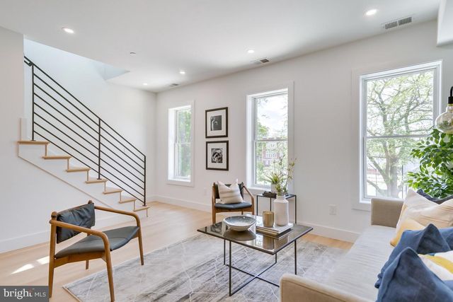 $840,000 | 729 Princeton Place Northwest, Unit 2, Washington, DC 20010