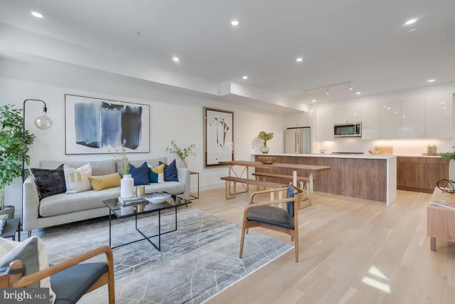 $840,000 | 729 Princeton Place Northwest, Unit 2, Washington, DC 20010