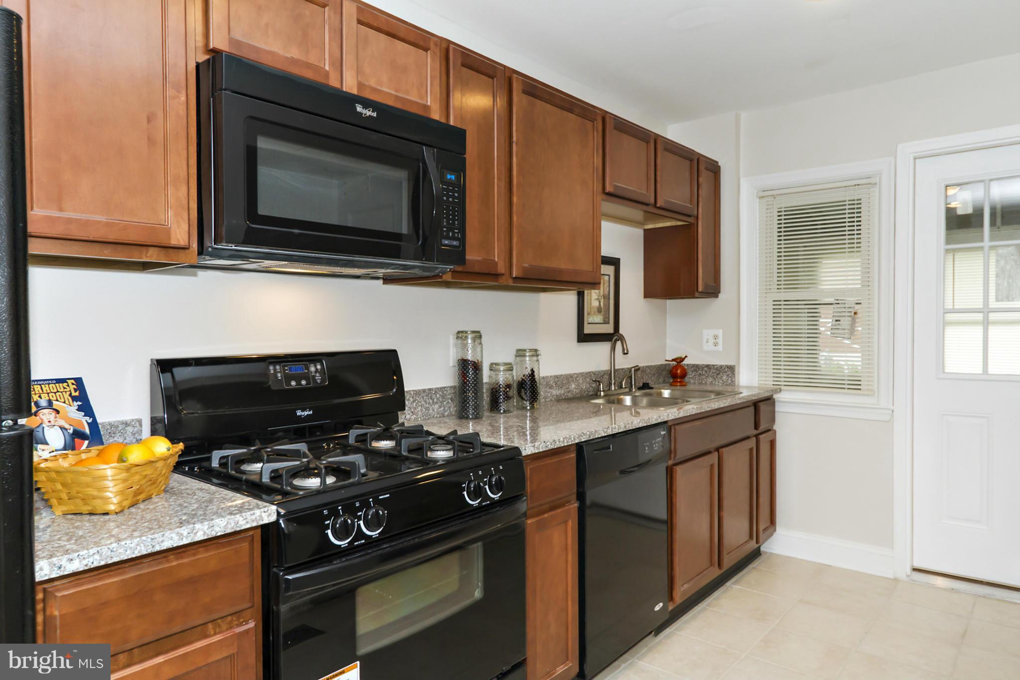 2904 Sollers Point Road Dundalk, MD 21222 - Photo 2 of 26 Chef's Kitchen with Granite Counter Tops!