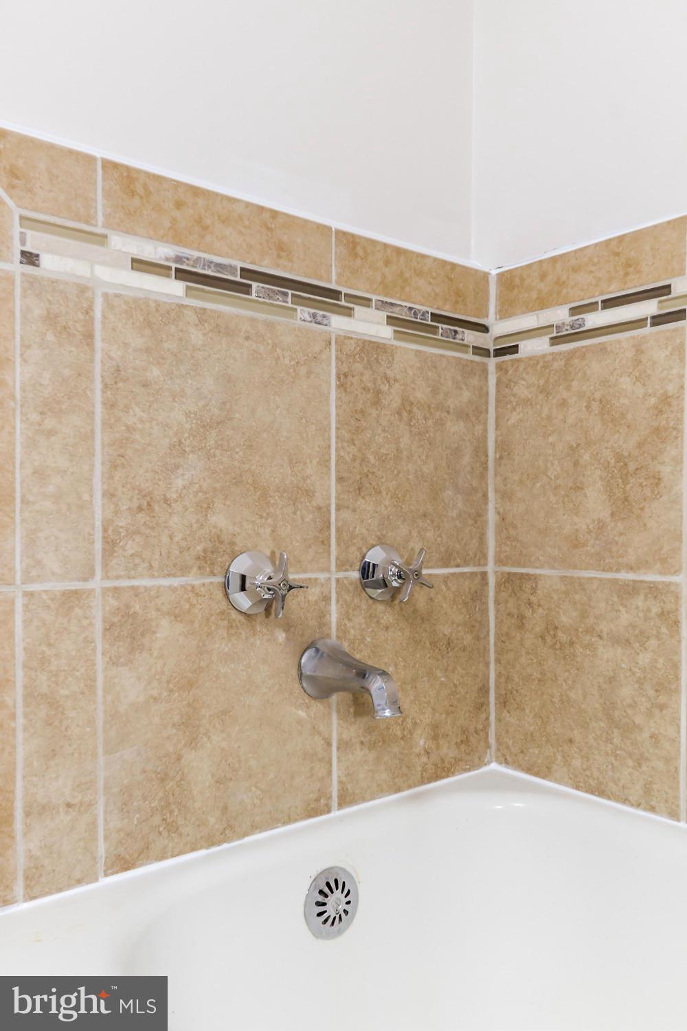 2904 Sollers Point Road Dundalk, MD 21222 - Photo 13 of 26 Ceramic Tile Detail!