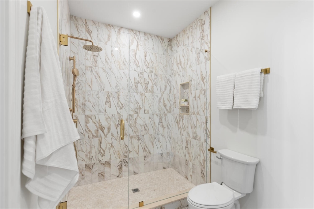 27 Shepard Street, Unit 1 Boston, MA 02135 - Photo 15 of 29