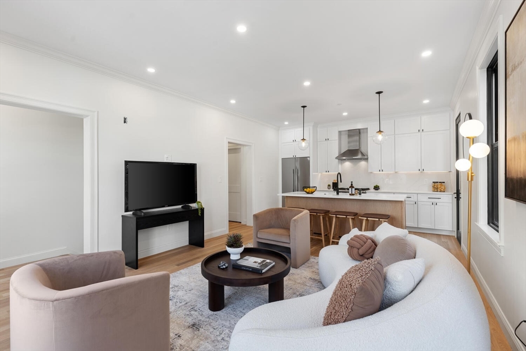 27 Shepard Street, Unit 1 Boston, MA 02135 - Photo 4 of 29