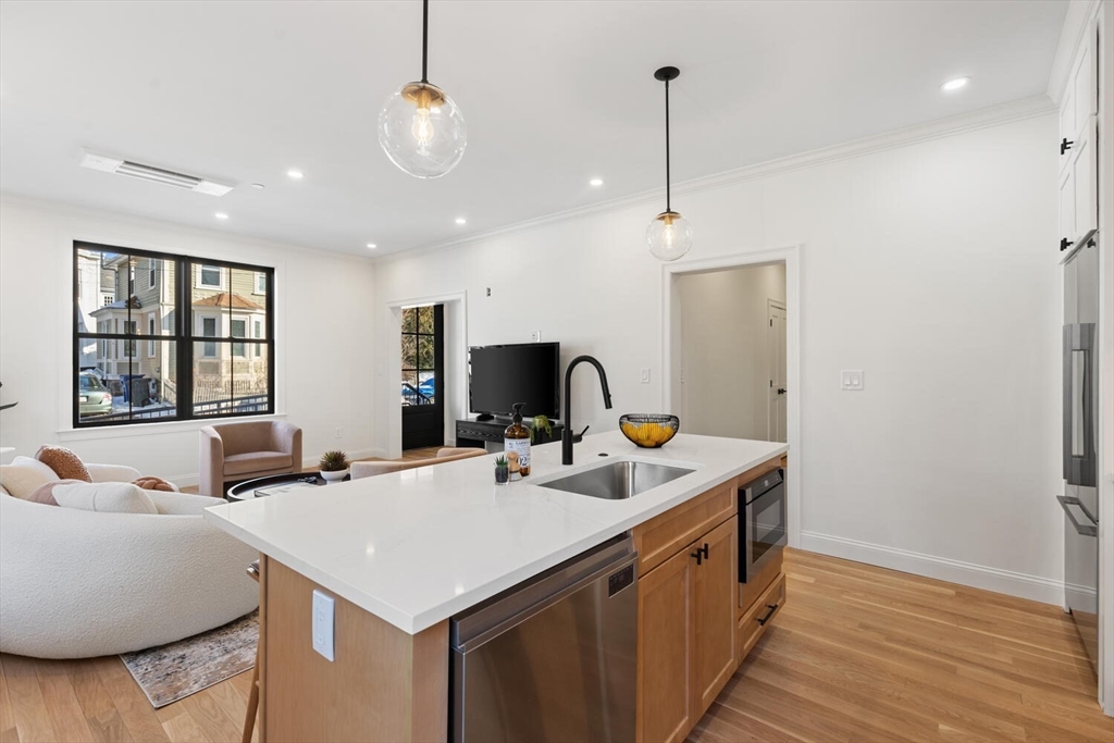 27 Shepard Street, Unit 1 Boston, MA 02135 - Photo 9 of 29