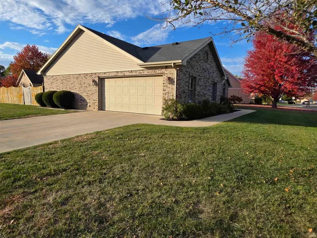 $289,900 | 1801 South O'Hare Boulevard, Yorktown, IN 47396