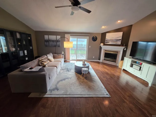 $289,900 | 1801 South O'Hare Boulevard, Yorktown, IN 47396