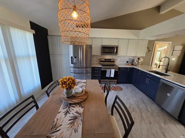 $289,900 | 1801 South O'Hare Boulevard, Yorktown, IN 47396