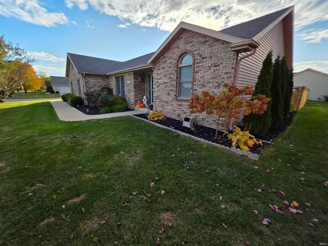 $289,900 | 1801 South O'Hare Boulevard, Yorktown, IN 47396