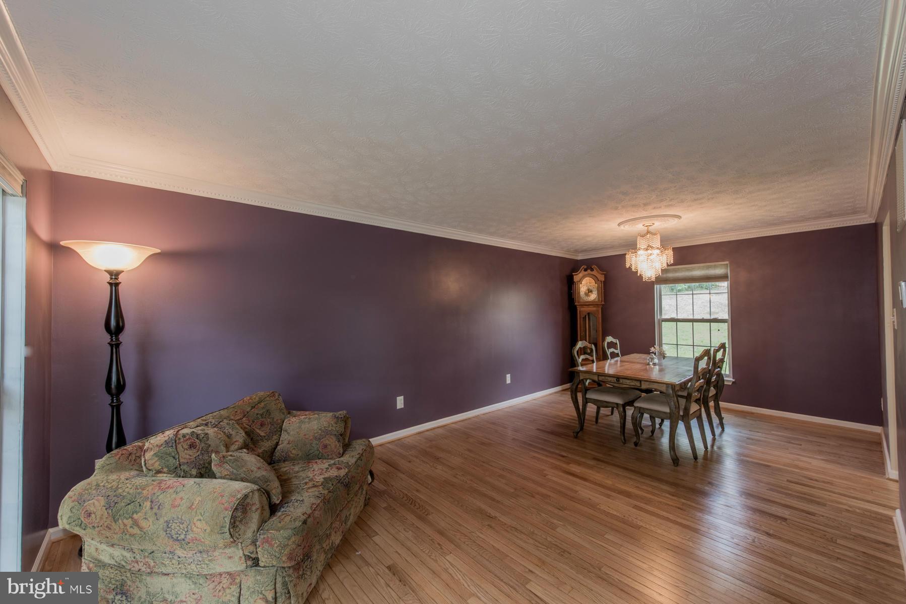 9544 Chaton Road Laurel, MD 20723 - Photo 2 of 28 Living Room