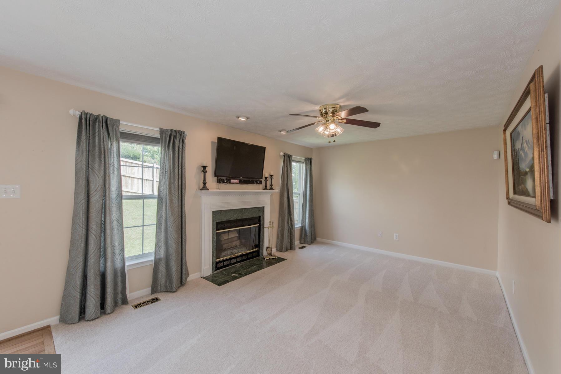 9544 Chaton Road Laurel, MD 20723 - Photo 11 of 28 Family Room