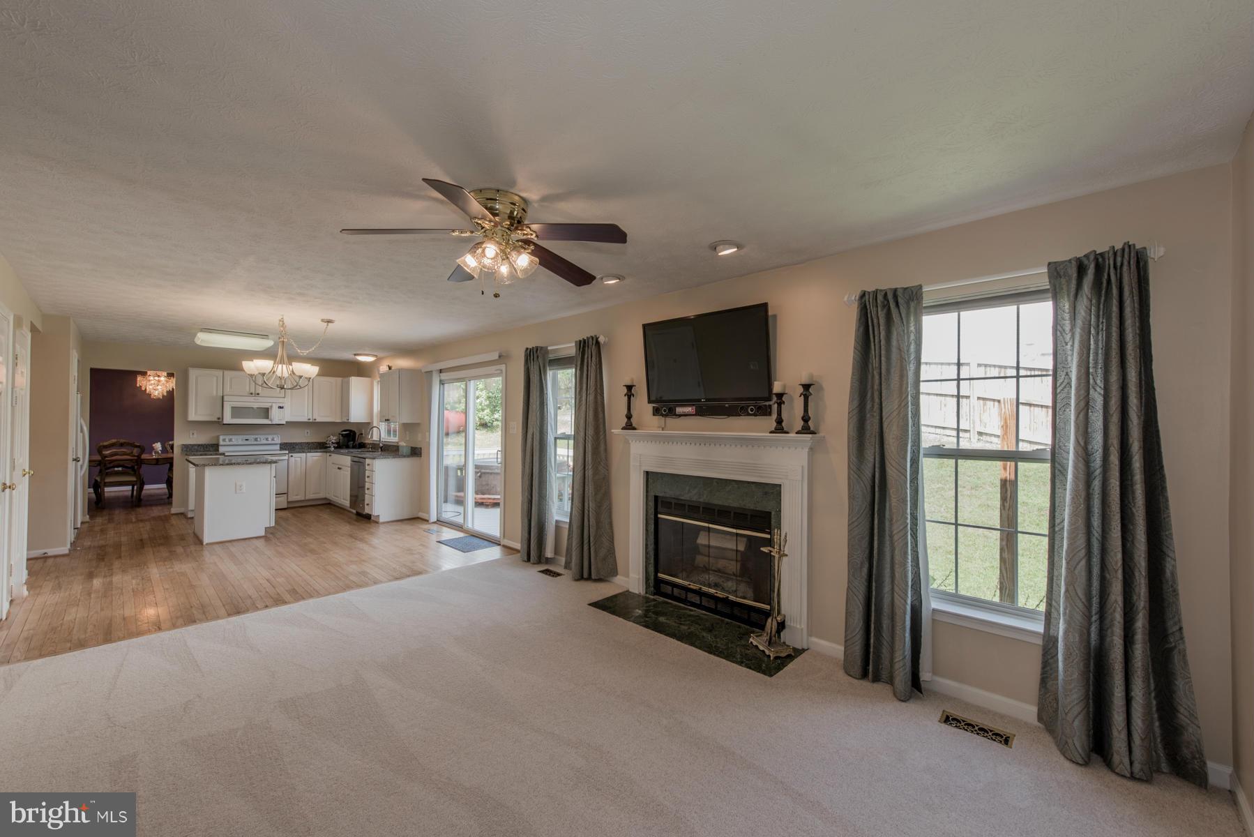9544 Chaton Road Laurel, MD 20723 - Photo 12 of 28 Family Room