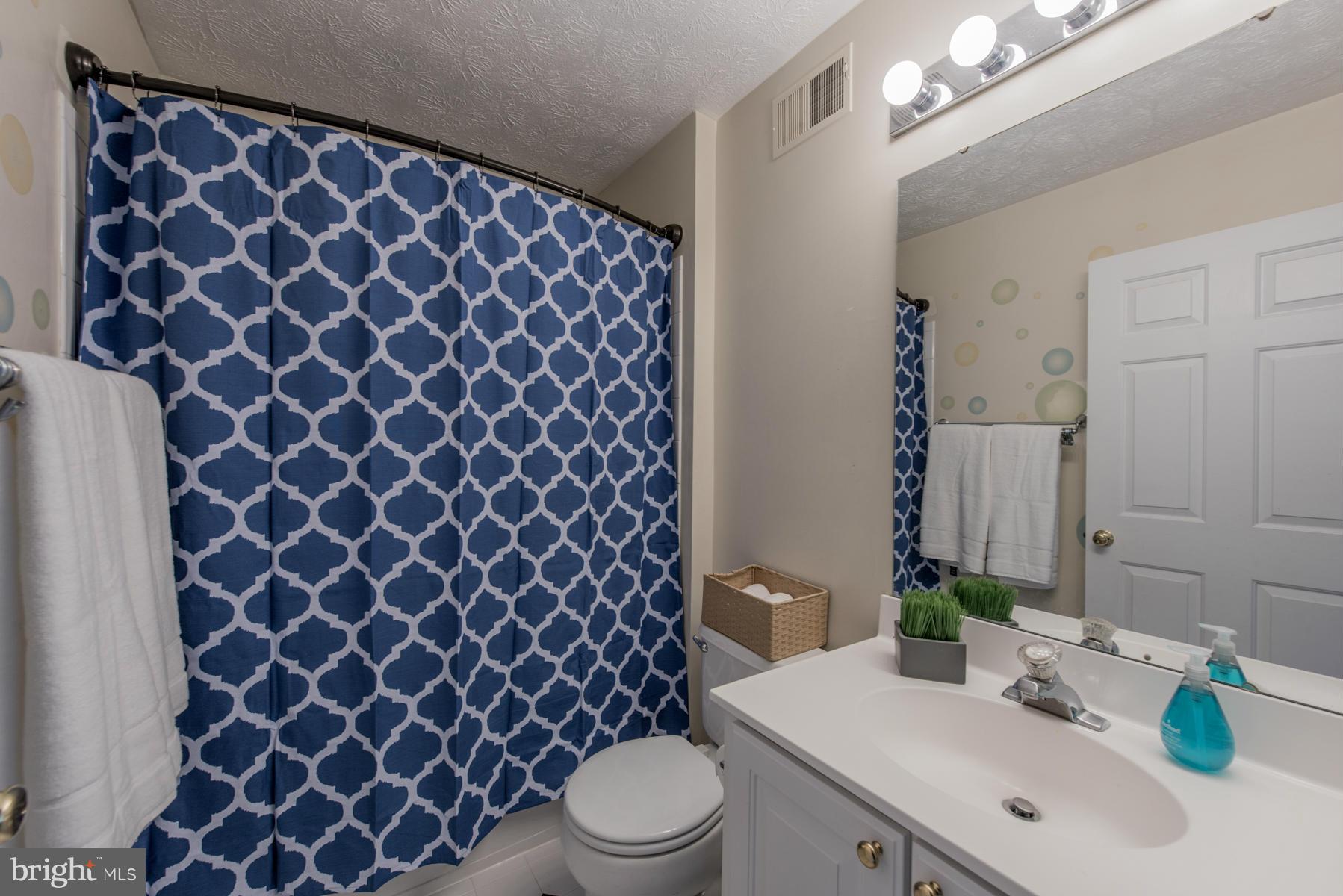 9544 Chaton Road Laurel, MD 20723 - Photo 20 of 28 Upper Level Bathroom