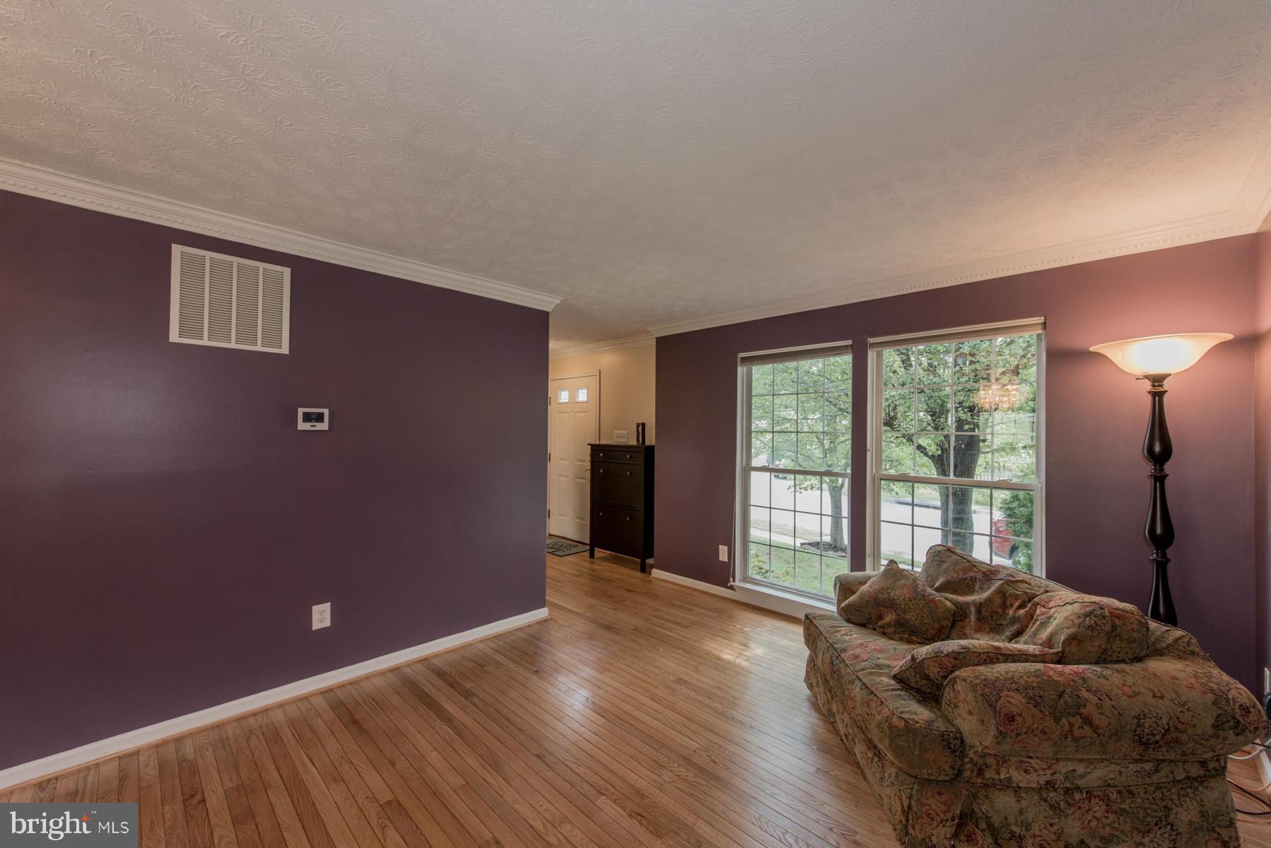 9544 Chaton Road Laurel, MD 20723 - Photo 3 of 28 Living Room
