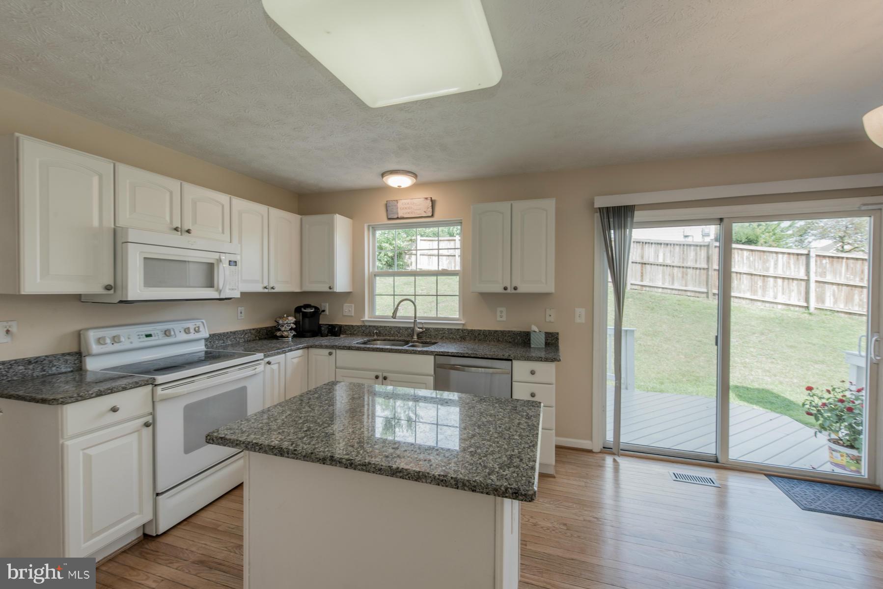 9544 Chaton Road Laurel, MD 20723 - Photo 8 of 28 Kitchen