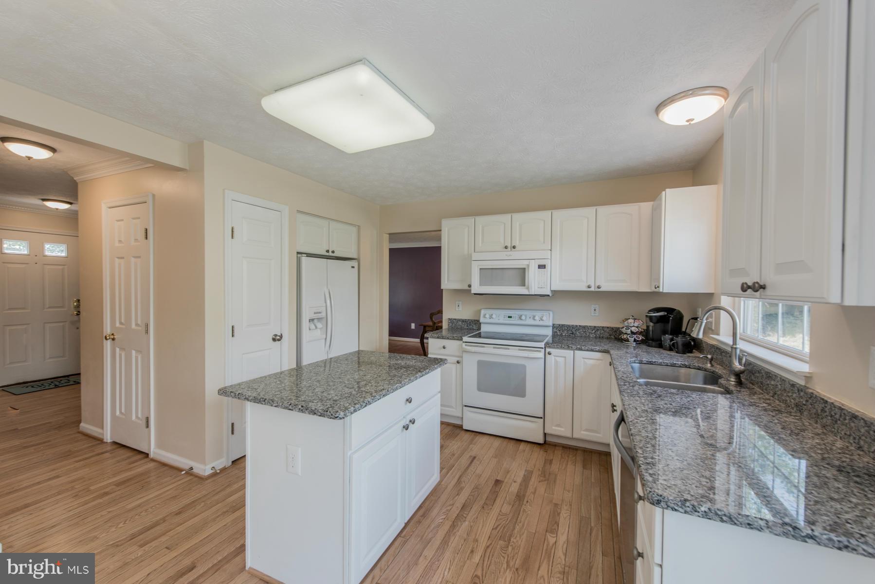 9544 Chaton Road Laurel, MD 20723 - Photo 10 of 28 Kitchen