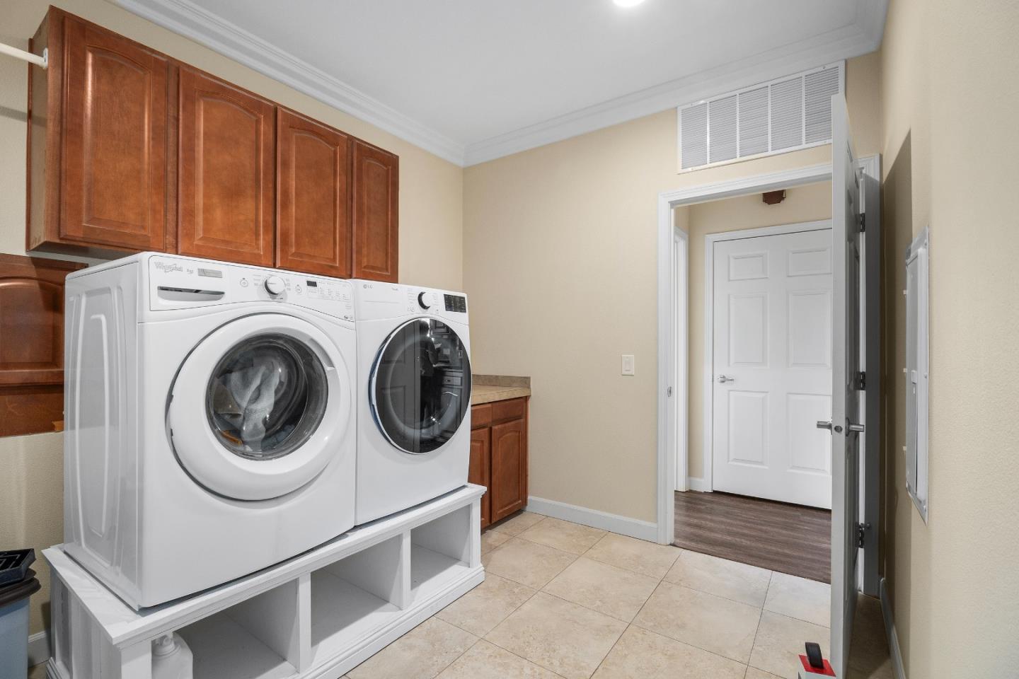 960 Smith Road Watsonville, CA 95076 - Photo 49 of 68 a utility room with dryer and washer