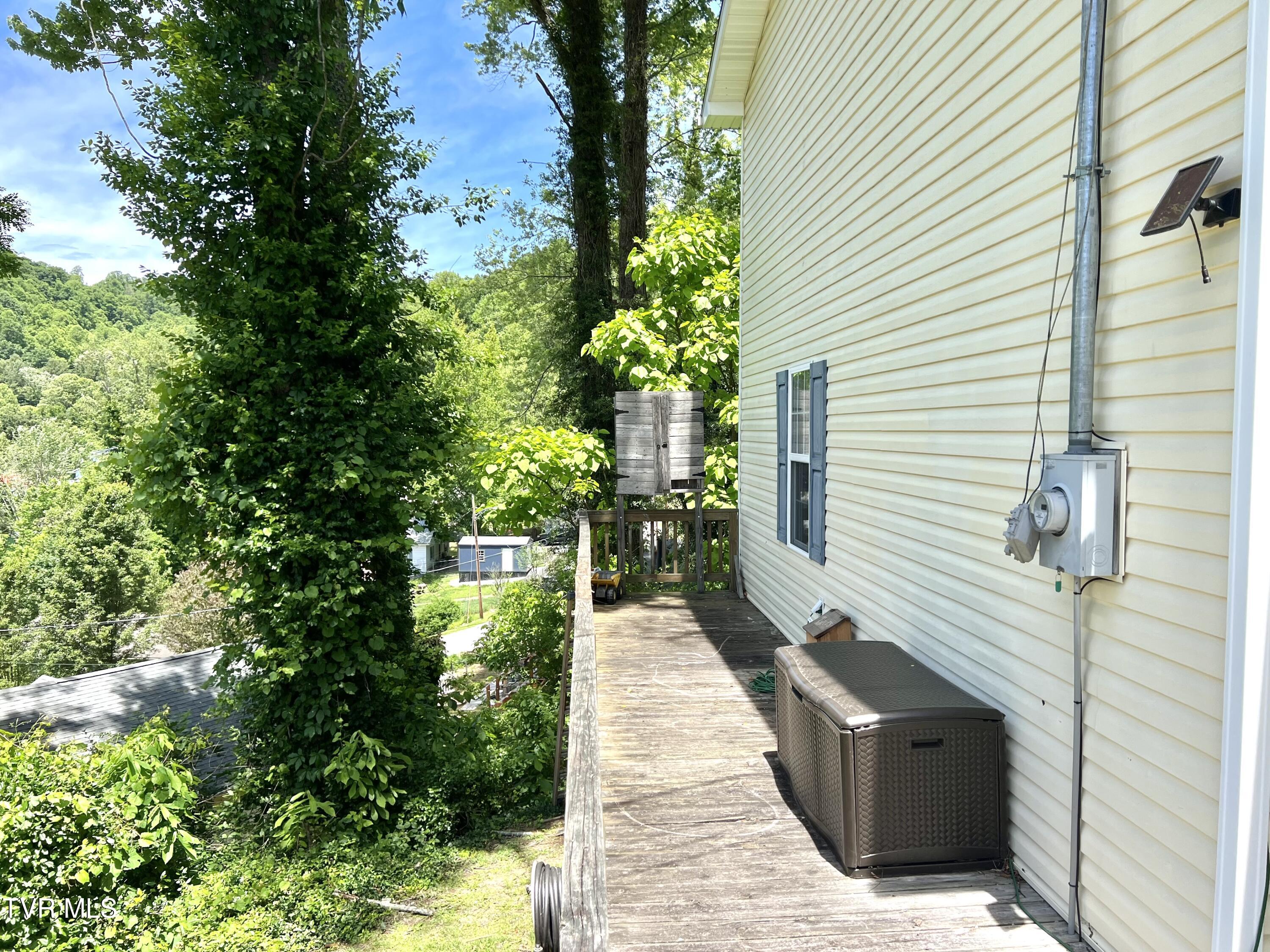 514 Ridge Avenue Northwest Norton, VA 24273 - Photo 28 of 28 IMG_3823