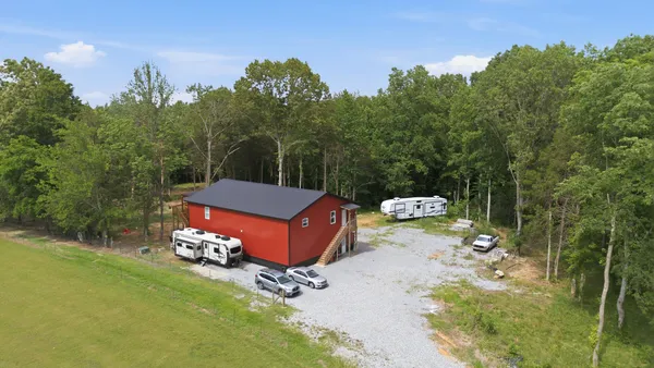 $649,900 | 2010 Mosley Ferry Road, Chapmansboro, TN 37035